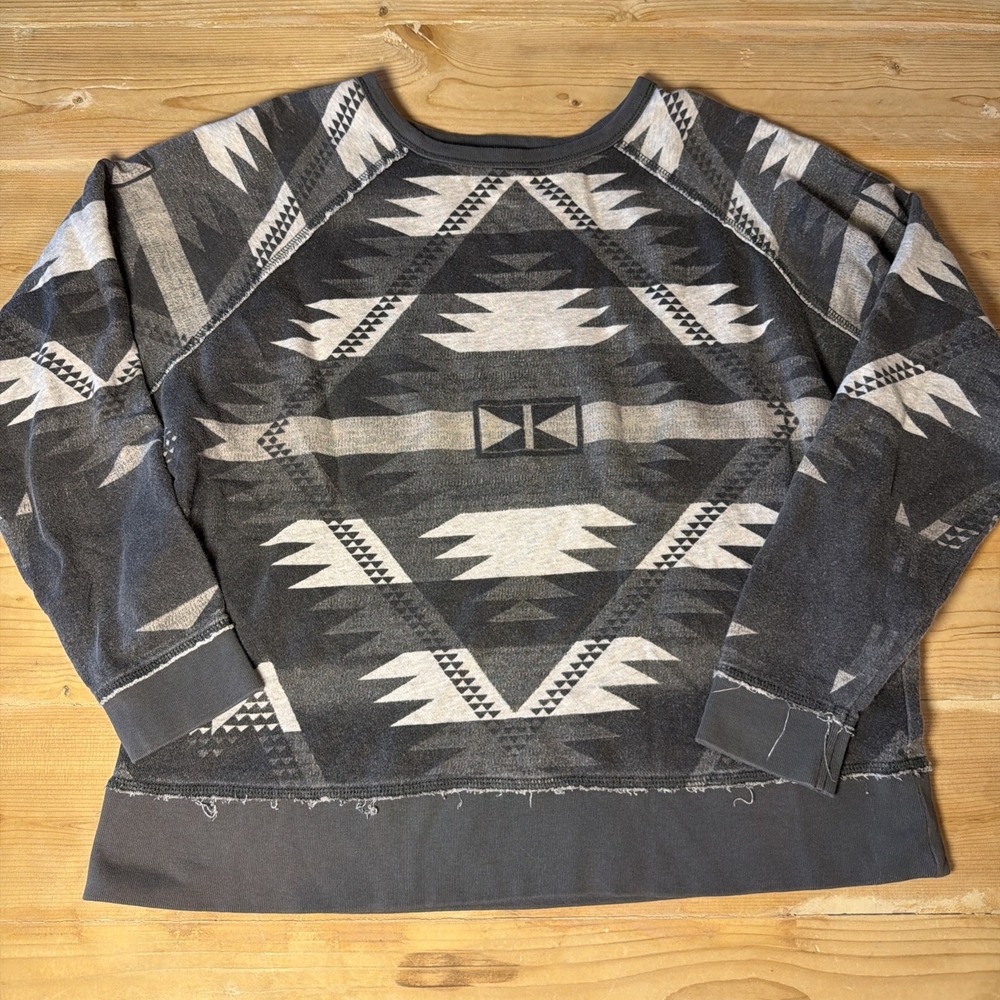 Ralph Lauren Denim &‎ Supply Gray White Southwestern Size M Pull Over Sweater